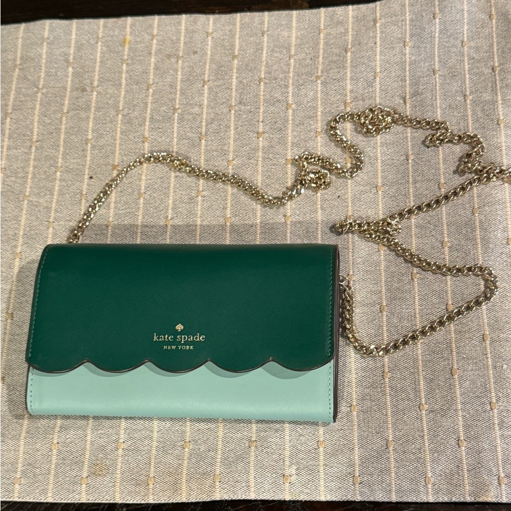 Kate Spade Deep Jade Crossbody Bag with Scalloped Detail Gemma Wallet on Chain